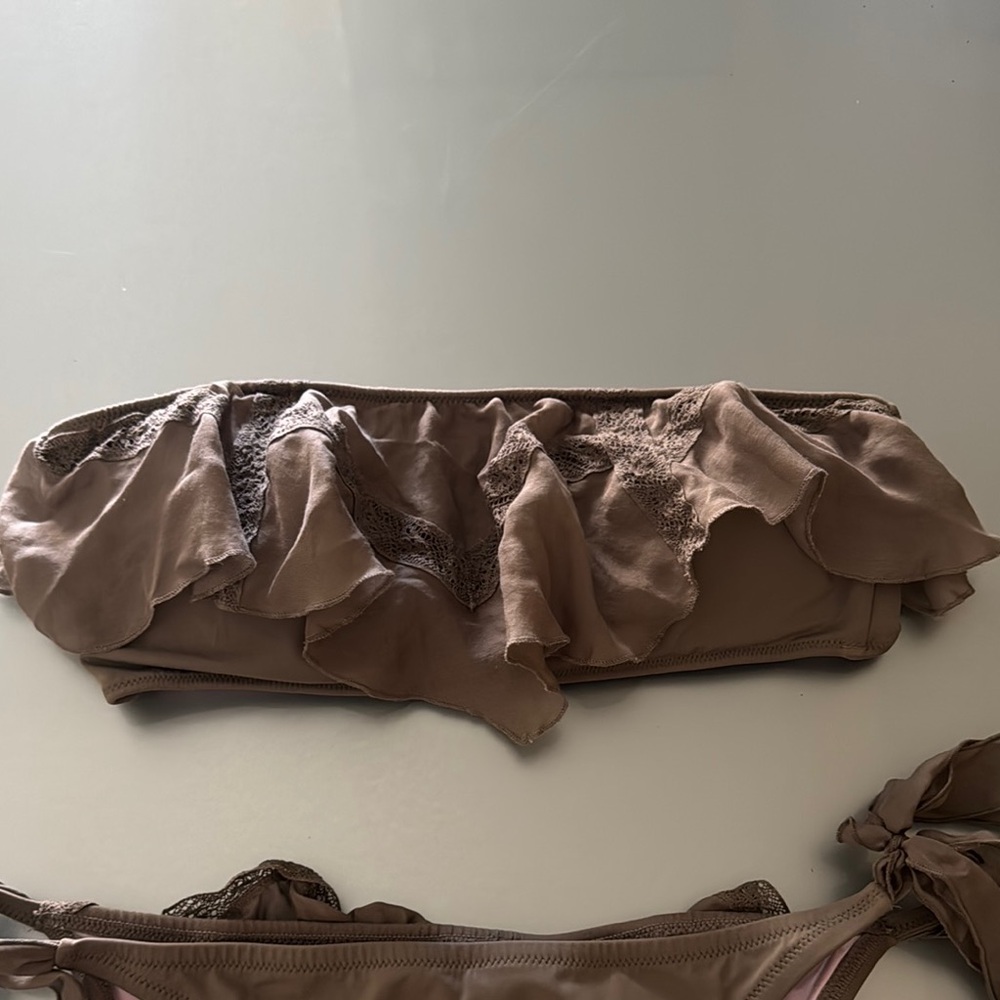 Victoria's Secret Taupe Ruffle Bikini Top - Picture 3 of 15